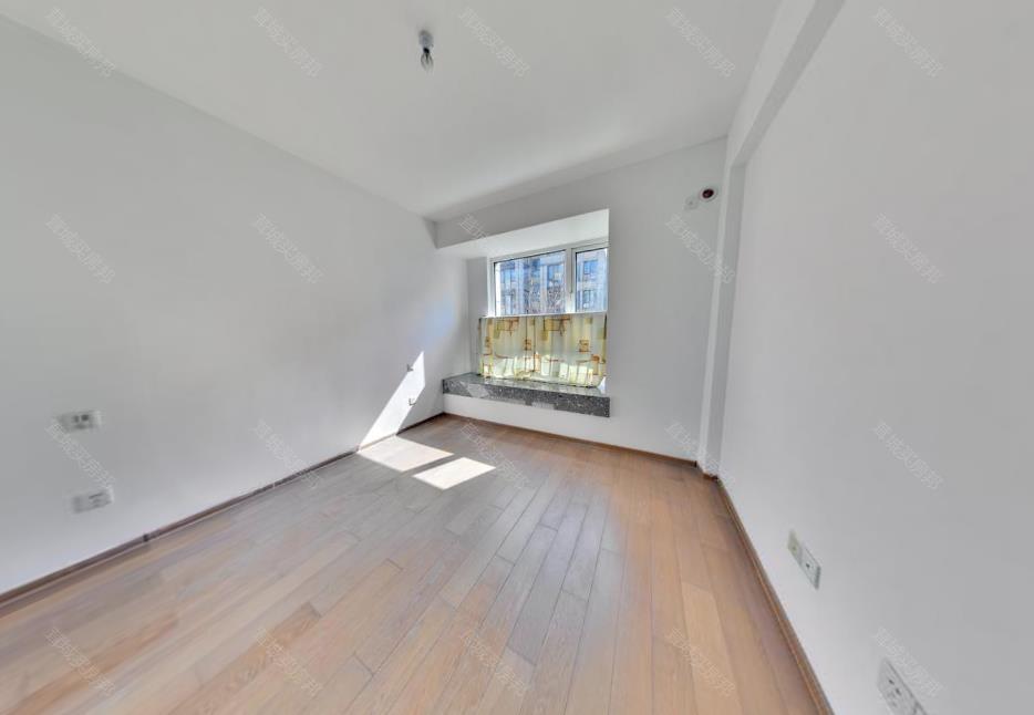 优选房源绿地海珀佘山