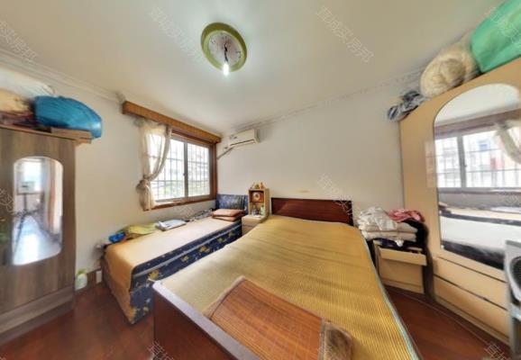 优选房源小塔前