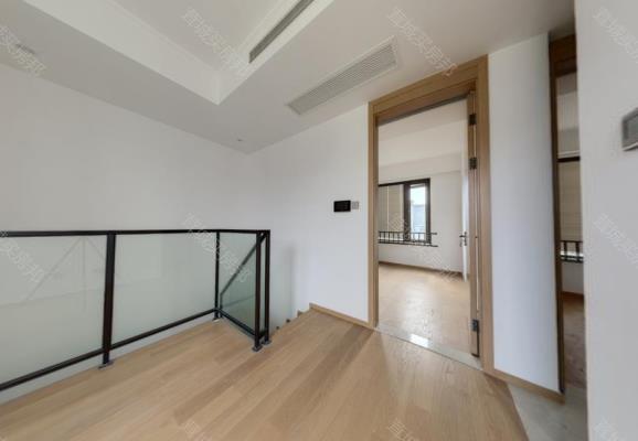 国贸佘山原墅楼盘图片