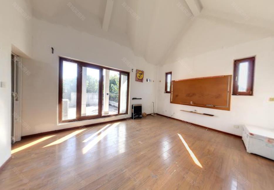 优选房源红墅1858