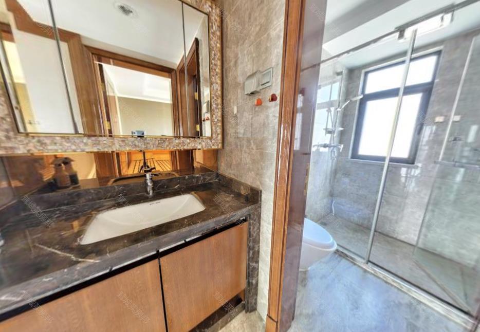 优选房源恒大帝景