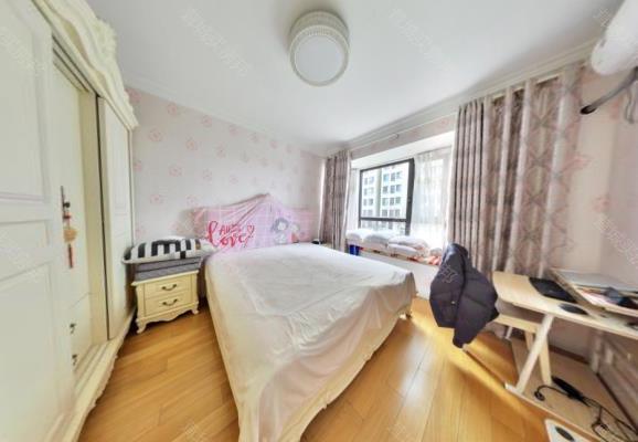 优选房源农房松江府