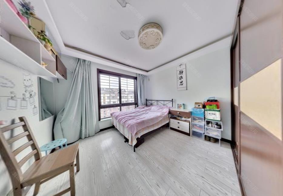 优选房源绿地蔷薇九里